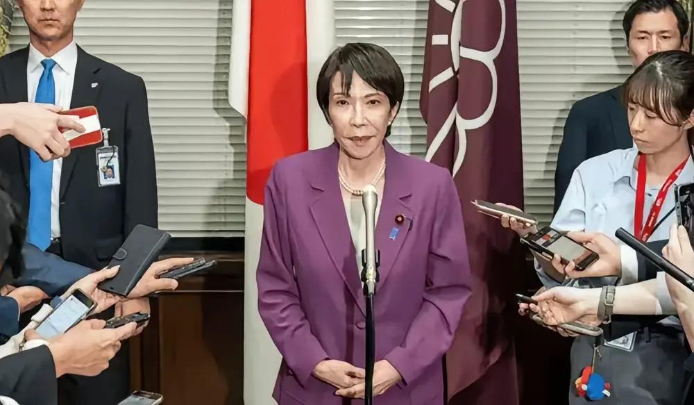 当地时间2025年12月4日晚间，冲绳县那霸市举办南京大屠杀惨案发生88周年“追