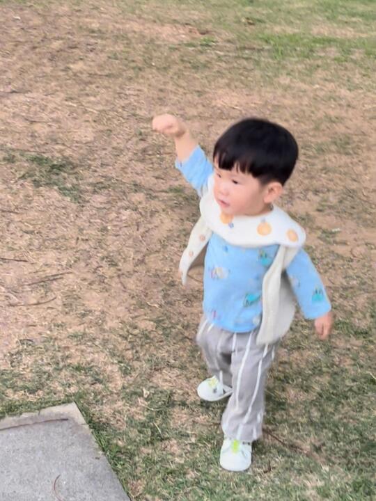 拍着拍着就长大啦👶🏻