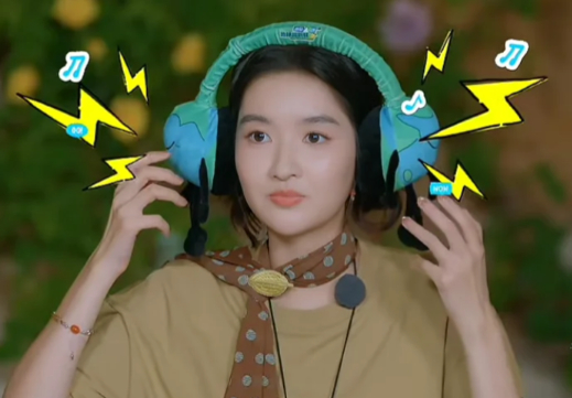 汪东城收藏了一堆王玉雯视频 看地球超新鲜，你就会发现王玉雯精神状态领先10年，完