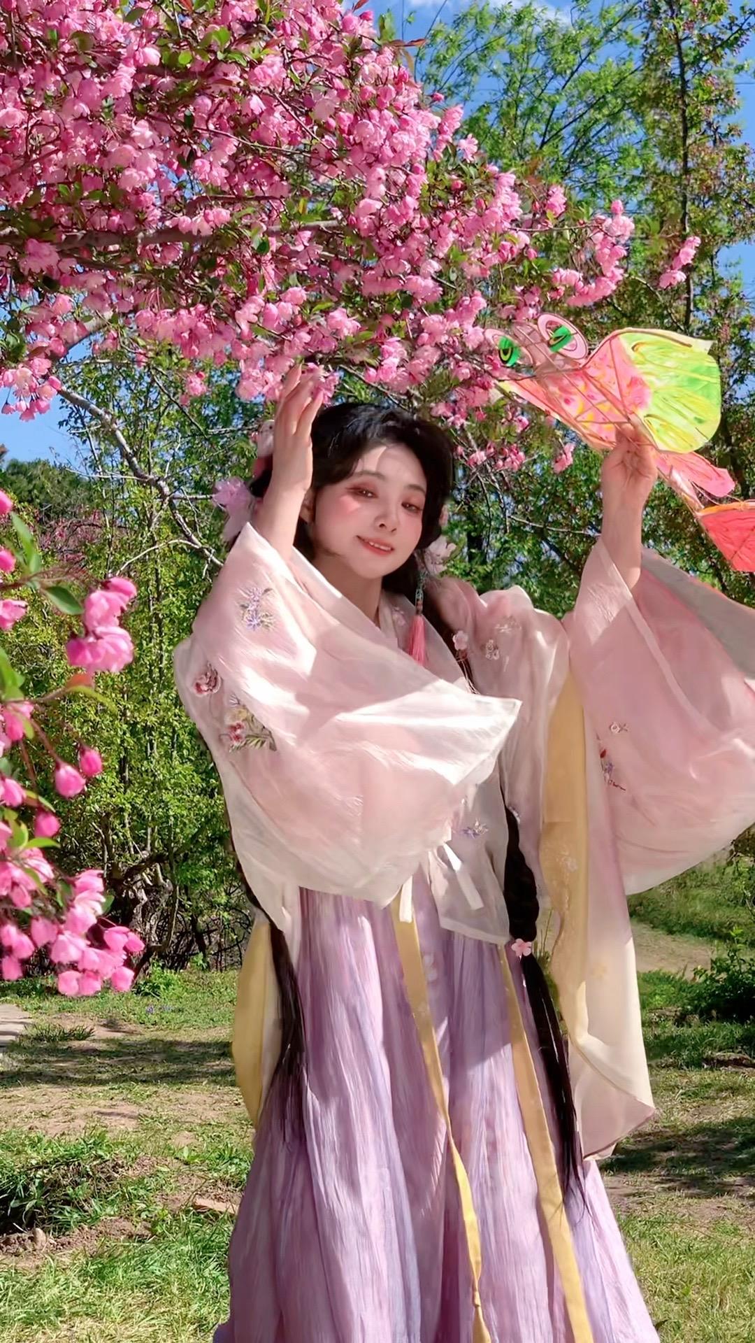 “女儿心总如水”终于轮到我用这个bgm了 春天就要拍花呀