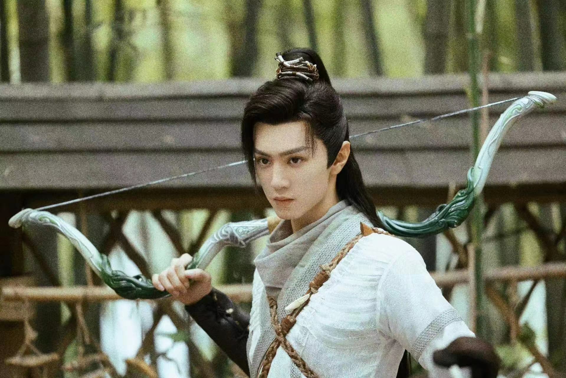 #陈哲远演的云天河是山野璞玉#    陈哲远在《仙剑四》演的云天河，从一开始懵懂