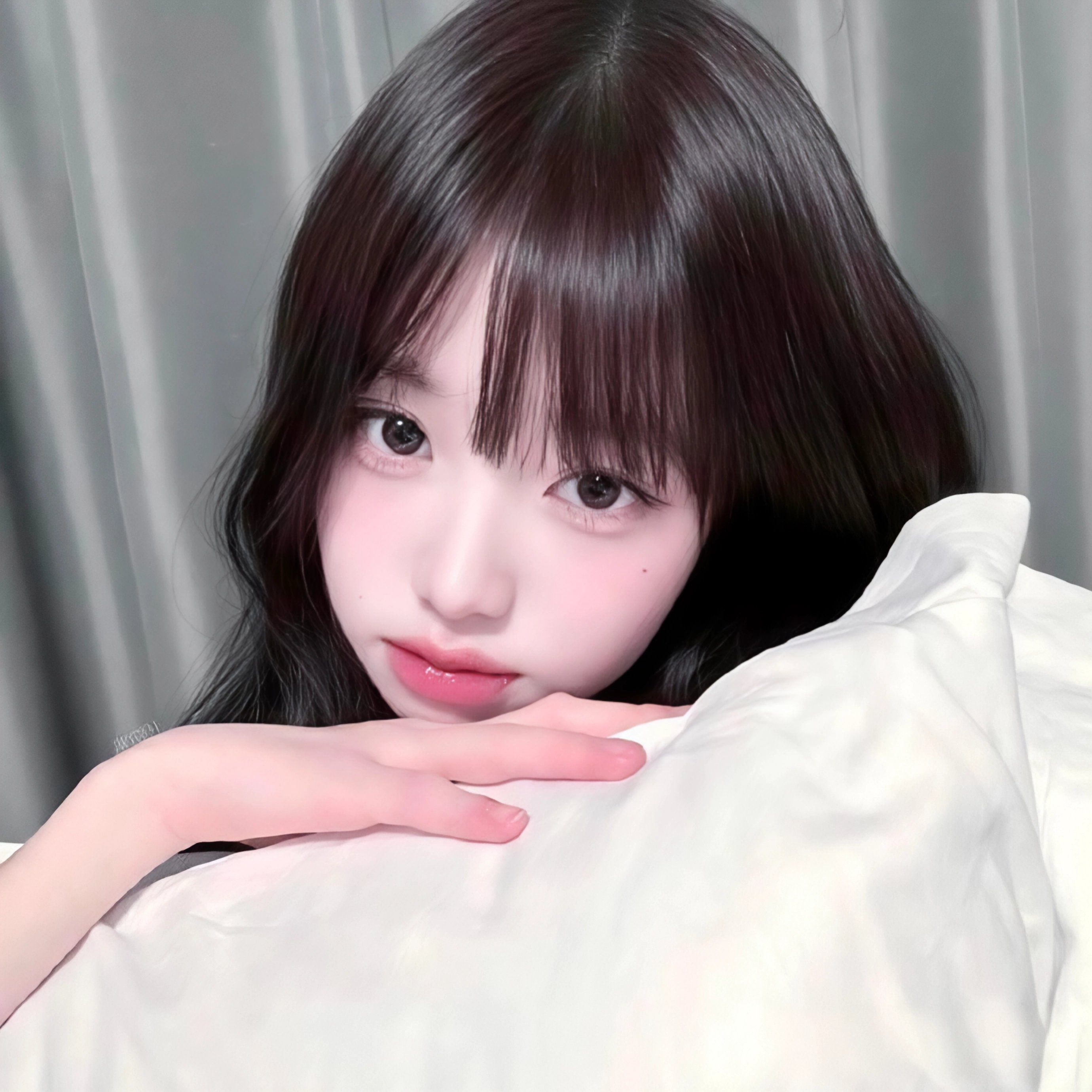 𝑾𝒆𝑪𝒉𝒂𝒕｜ins风女头｜质感头像｜万能款｜不挑人｜无水印｜素材分