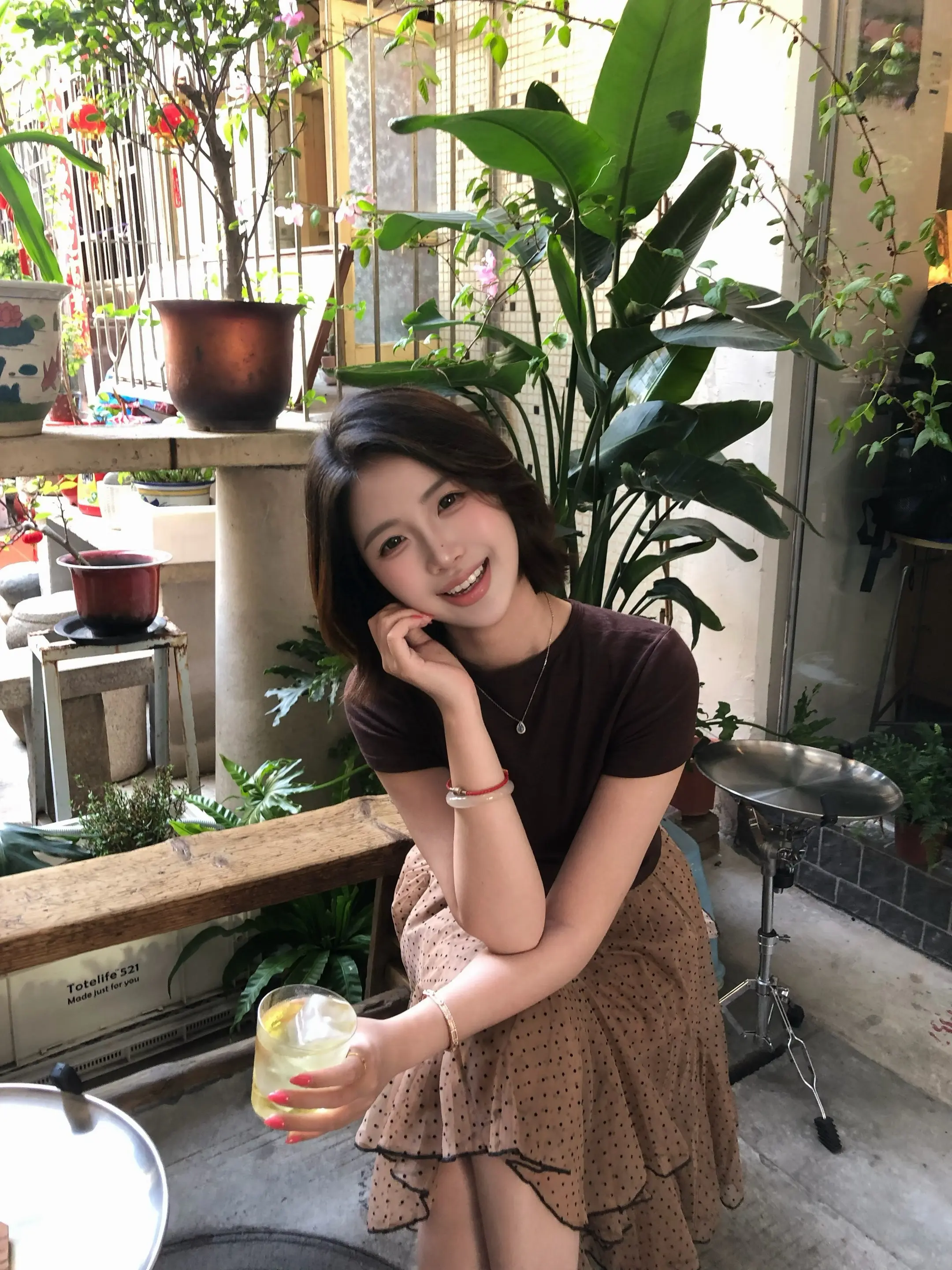 看着你的笑 我好像就足够