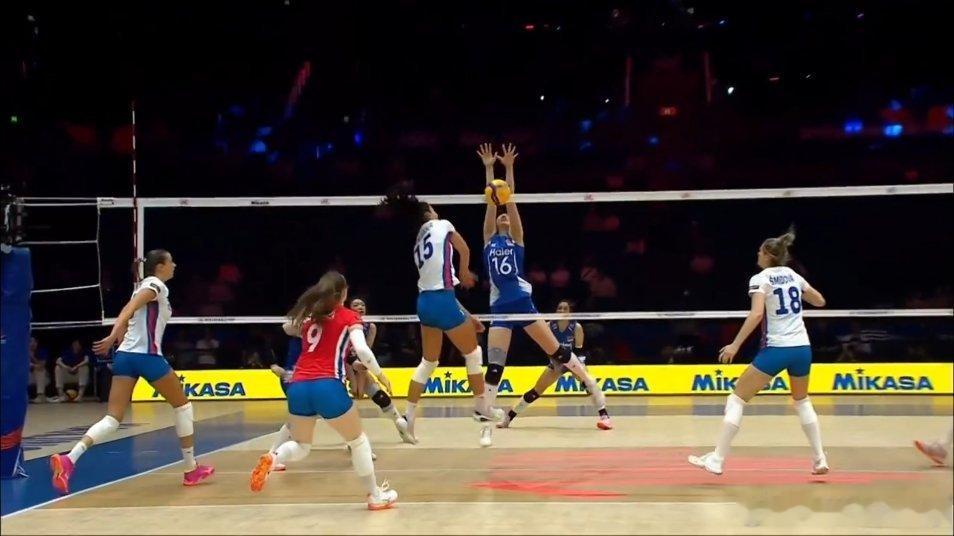 目前来看，郭中楠还不错。中国女排vs捷克女排2026世界女排联赛
