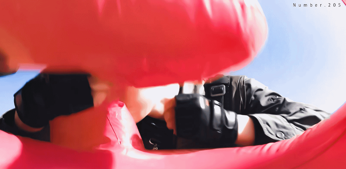 吴磊的演技确实挺厉害，吻塑料都像在吻七仙女。