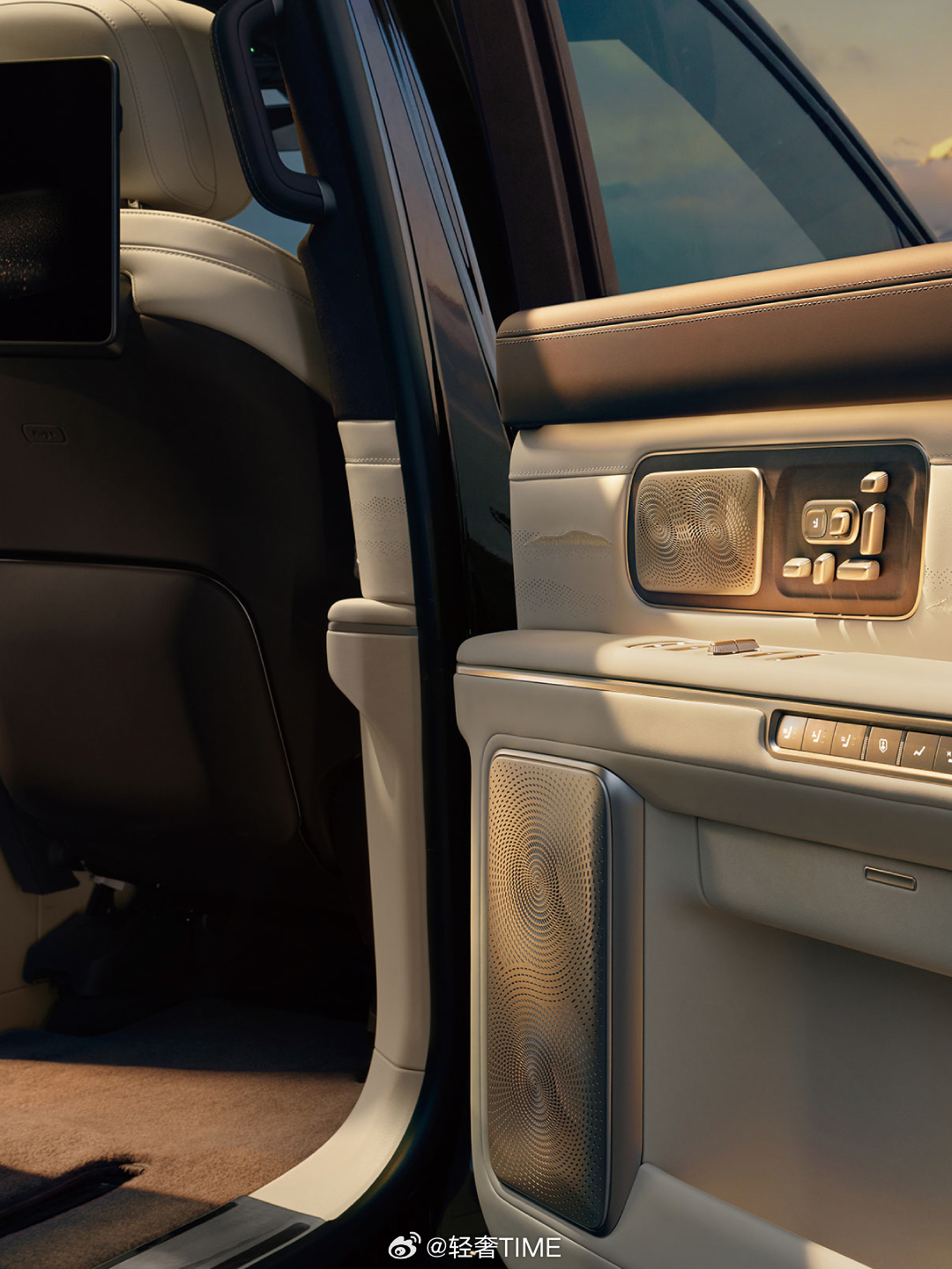 中国车的高端局从原创开始2025年，中国汽车品牌以2700万辆的全年销量登顶世界