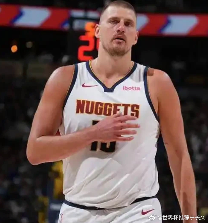 本赛季nba各项数据第一人！谁是联盟第一人一目了然！场均篮板 约基奇  12.8