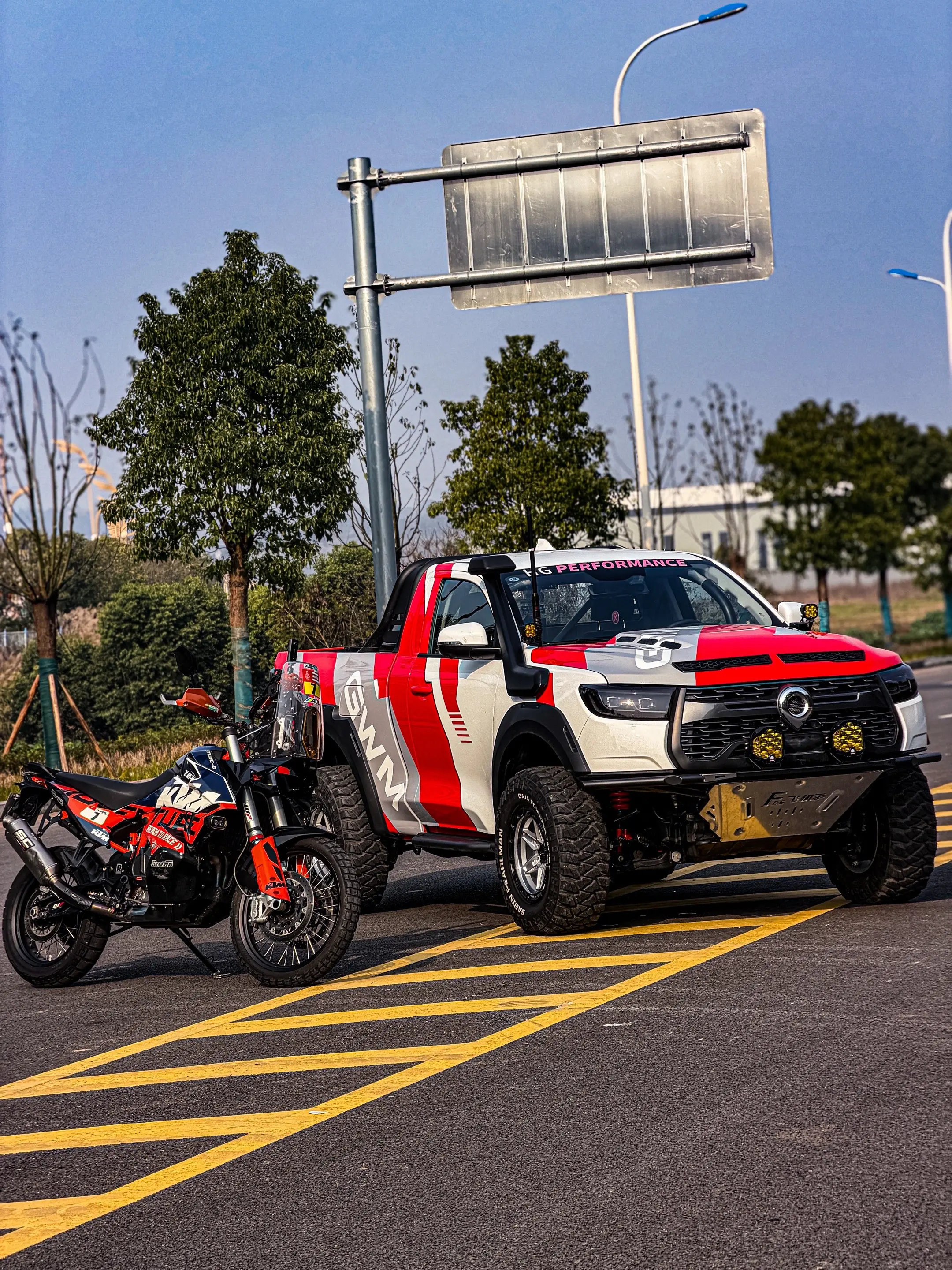 一个13年一个15年