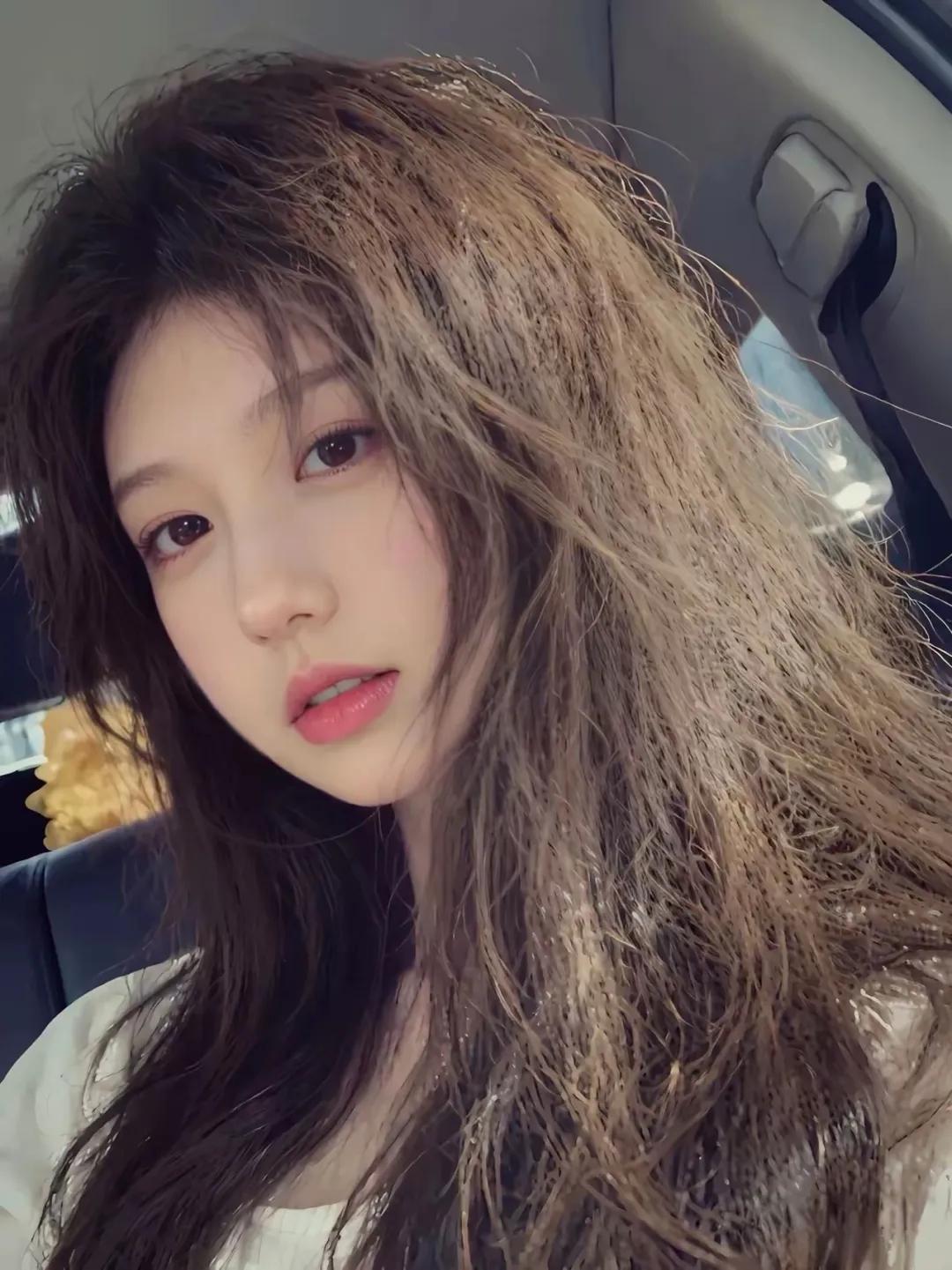 少女摄影|NO.0153期
真·发量王者啊