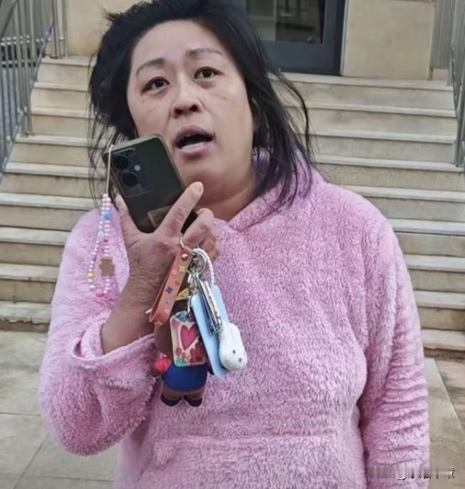 辽宁护士外卖风波始末

小城故事多，这次是外卖惹的祸，辽宁一女子点了外卖，让人捎