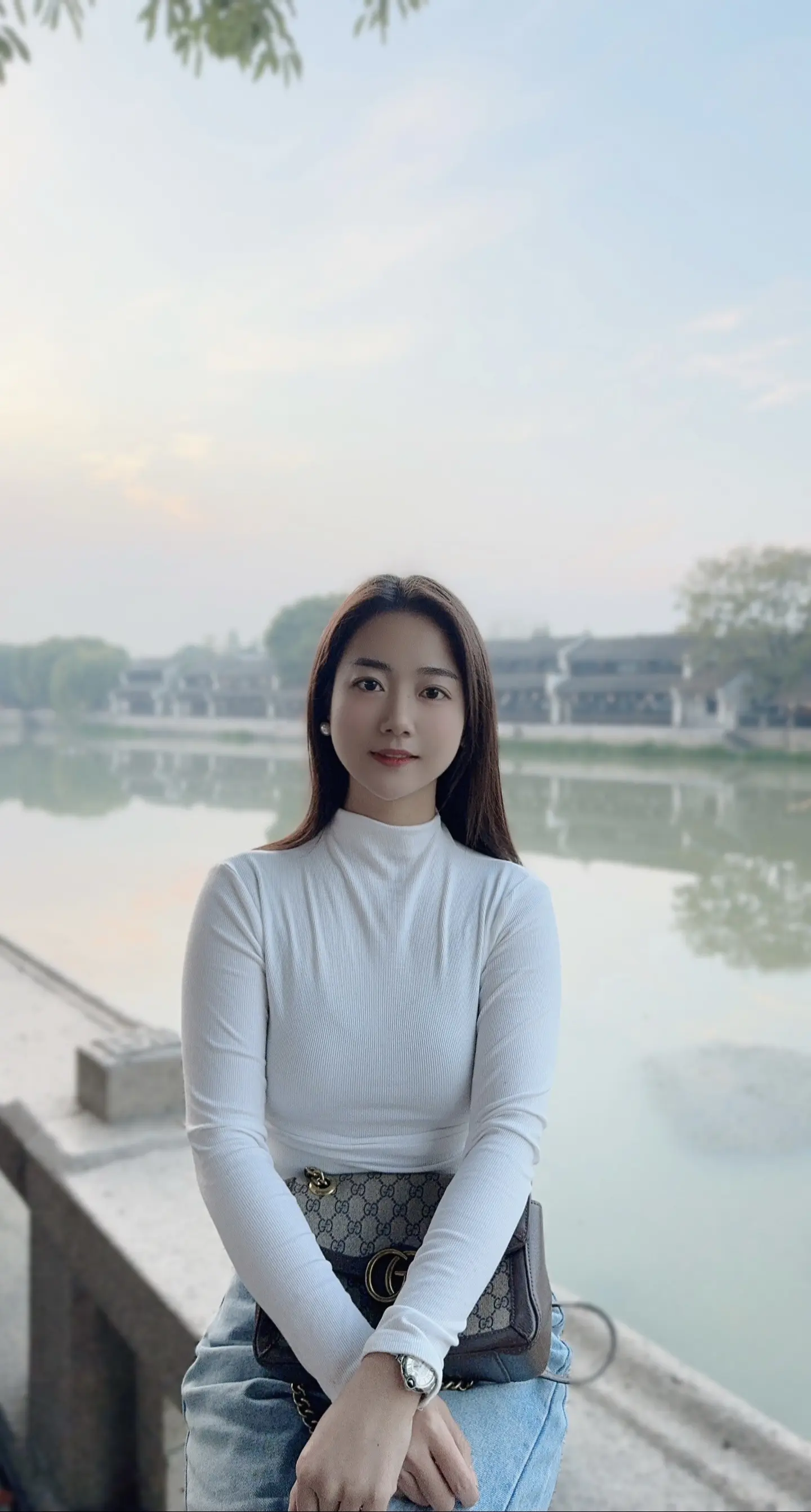 人世间最好的那个人，不是等来的，而是修来的。感情不能敷衍，人心不能玩弄...