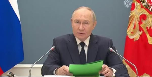 [微风]俄罗斯传来消息

10月28日，俄罗斯突然放大招——官宣通过全年征兵制法