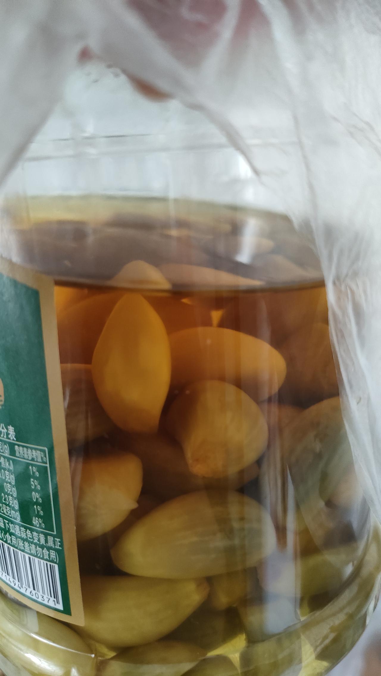 过了腊八才发现，提前网购的腊八蒜，吃腊八饭时竟然忘记了，今天吃完早饭时才发现，碧