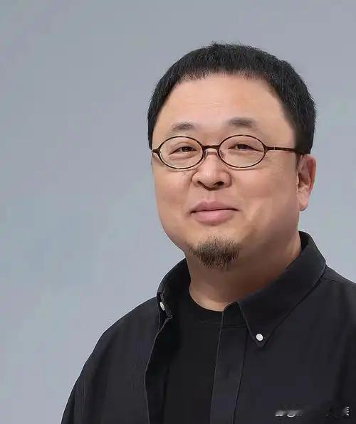 北京协和医院的张海敏博士说过一段话，我反复读了好几遍：“你就高高兴兴的活着，没心