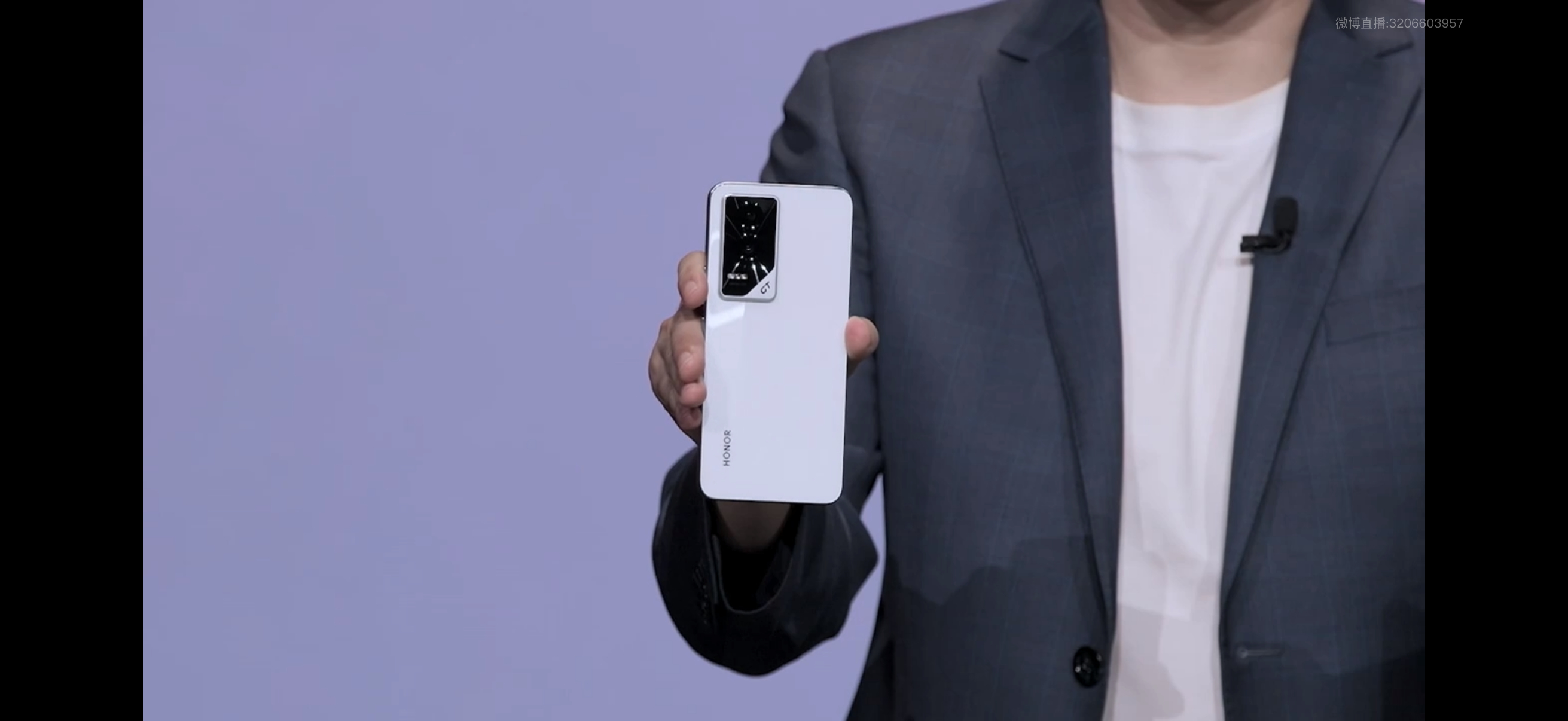 人在iCAR，心在荣耀。发布会都站着啥也看不见看会 荣耀GT 发布会 