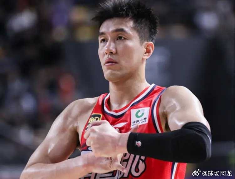 北京时间3月5日，2025-26赛季CBA常规赛第2轮补赛，广州主场对阵山东，郭