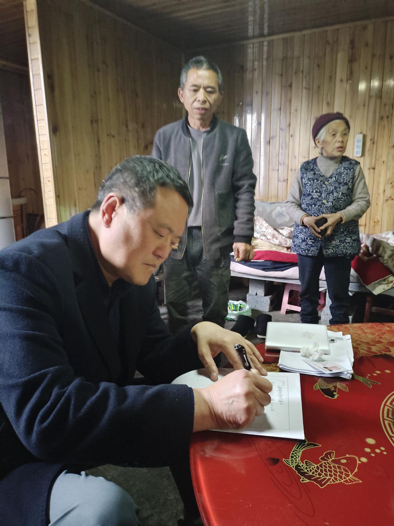 是年龄重要还是心态重要当然是心态重要啥，60岁的年龄三十岁的心态，体态也不会老