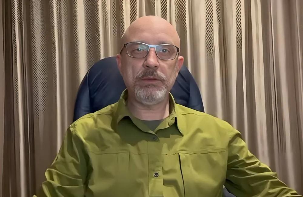 乌克兰国防部长列兹尼科夫表示，如果俄罗斯改变特别军事行动的目标，就有可能进行和谈