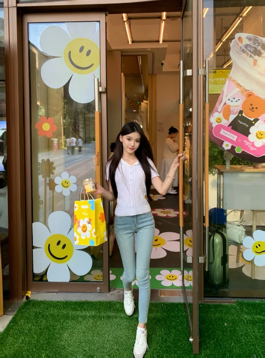 omg差点以为误入权志龙新店！