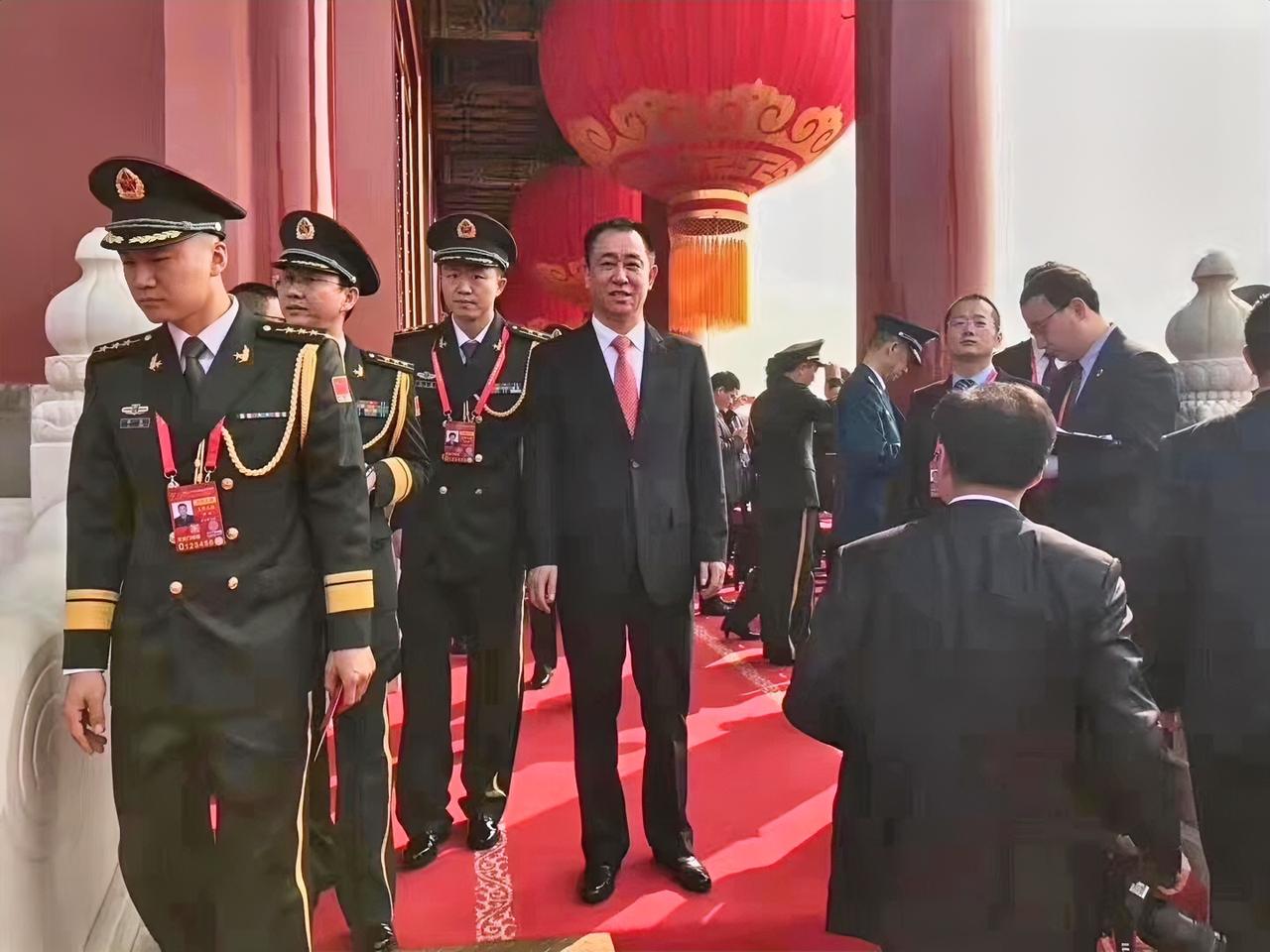 一句批评的话毁不了这么大的连锁企业，毁掉企业的往往是他们自己的贪婪、无知和自大，