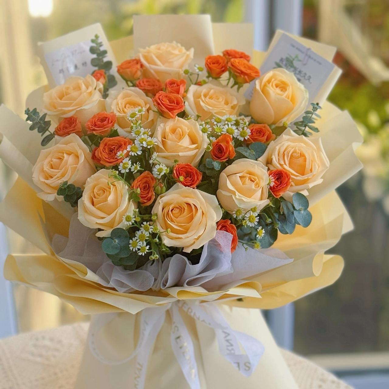 8岁娃50元买花送妈，
爸爸一闹
毁掉的不止50块，还扬言让花店开不下去。这是三