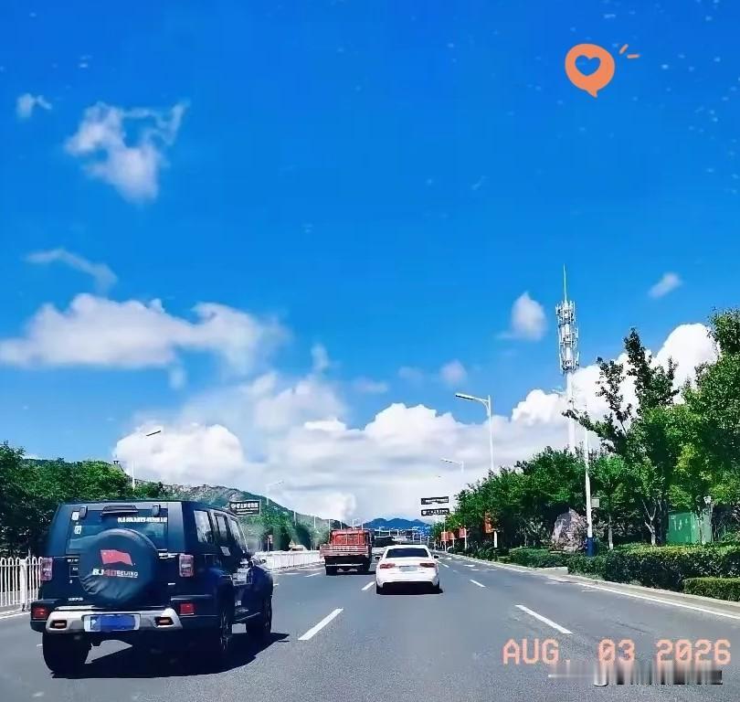 提前通知一下
大家好有个心理准备
明天8月4号，就正式进入中伏第十一天了。今年这