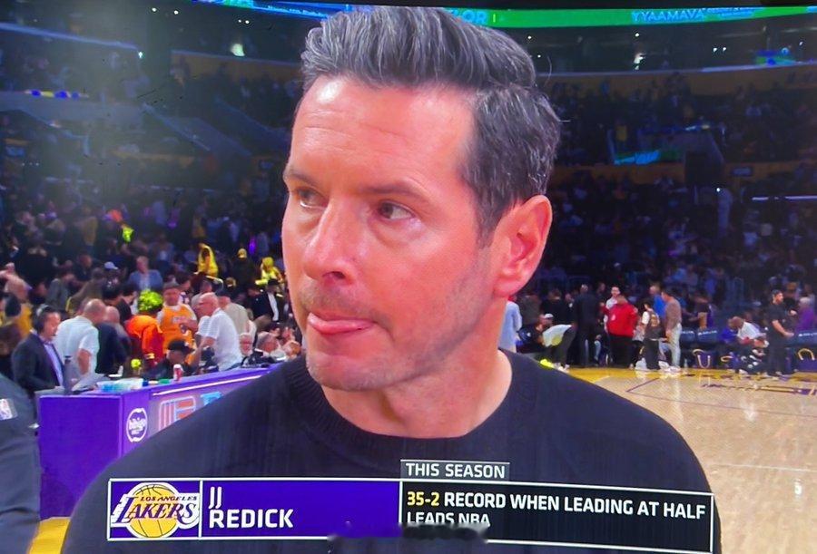 “这是一场季后赛前的热身赛。只是希望我们的队员保持专注并执行计划。我们在上半场做