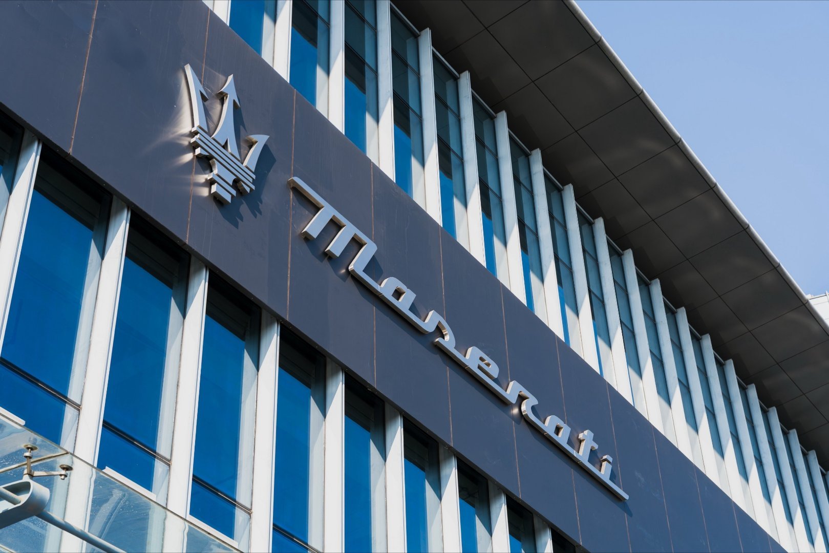 玛莎拉蒂还在上海开新店呢啊！全新上海意欧利玛莎拉蒂展厅——普陀区真光路627号，