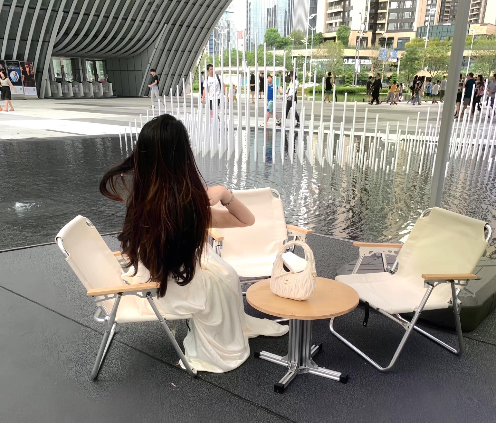 “还记得你答应过我 不会让我把你找不见”