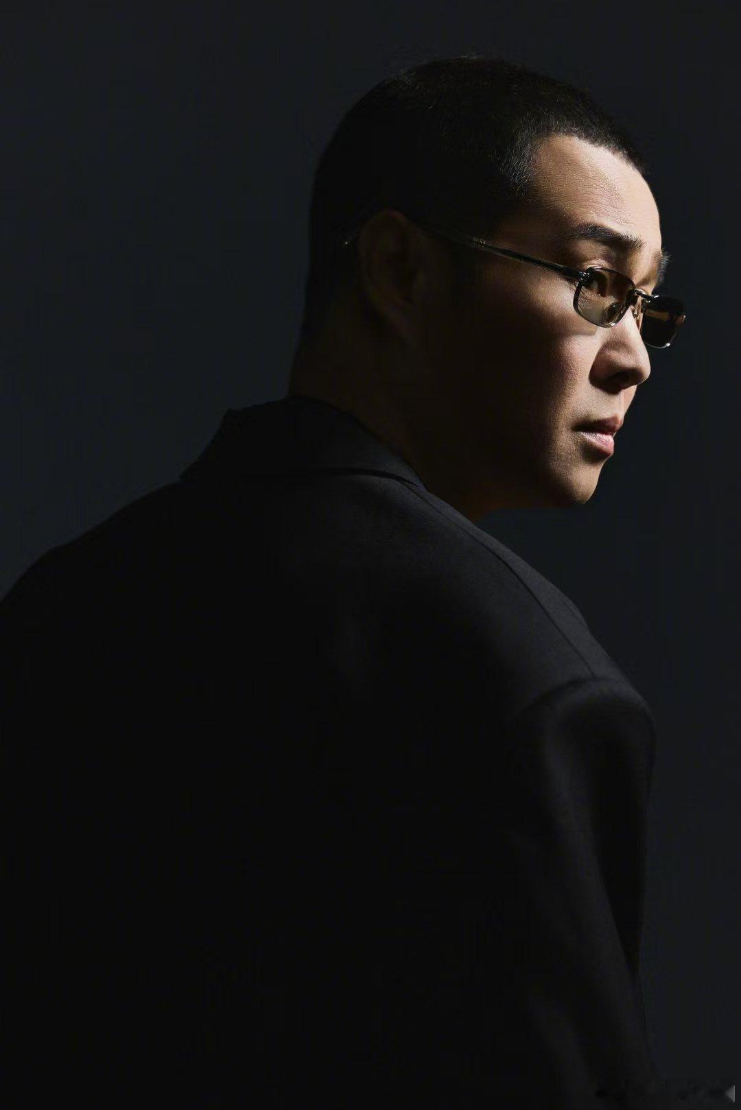 小沈阳小沈阳开口才知道曾辉唱的什么歌唱歌跳舞帅气温度三样齐全，这个小分队的分工我