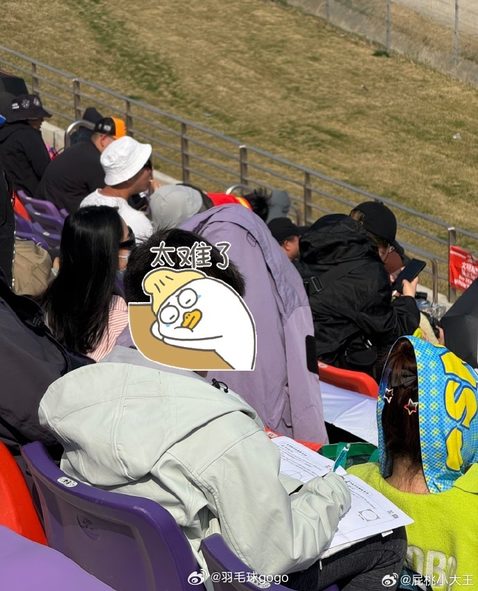 上海F1最惨小孩哥F1中国大奖赛 把作业写到了F1赛场，小孩哥为自己开辟全新赛道