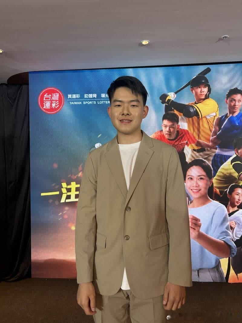 【台媒】因养伤无缘名古屋亚运，高承睿：身体的伤病不只训练、比赛受影响，连日常生活