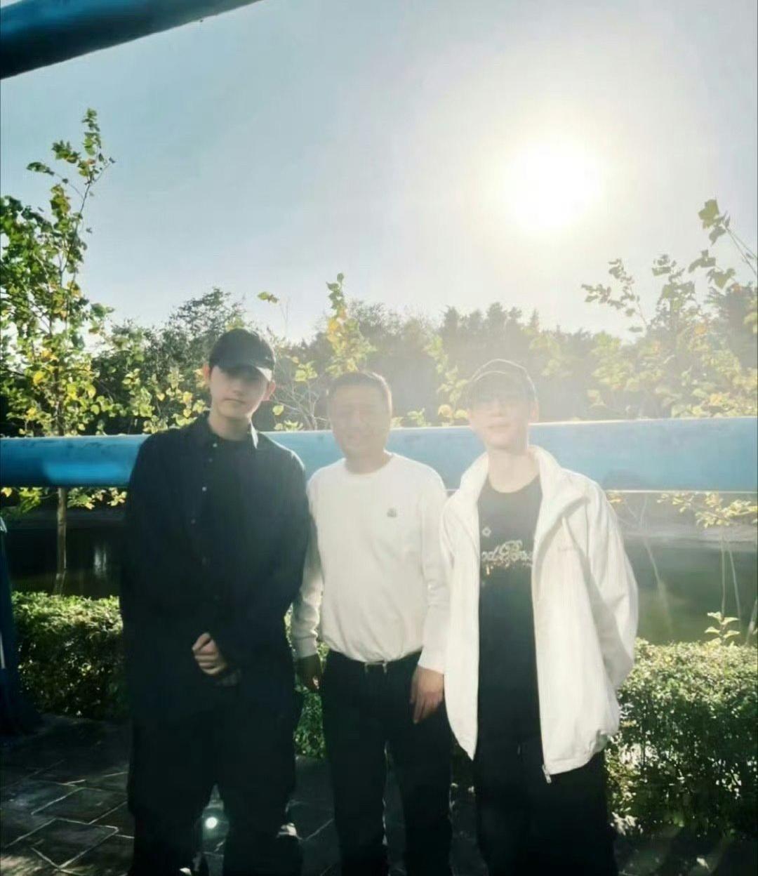 罗云熙和陈飞宇最新同框照来了，皓衣行还有希望吗？