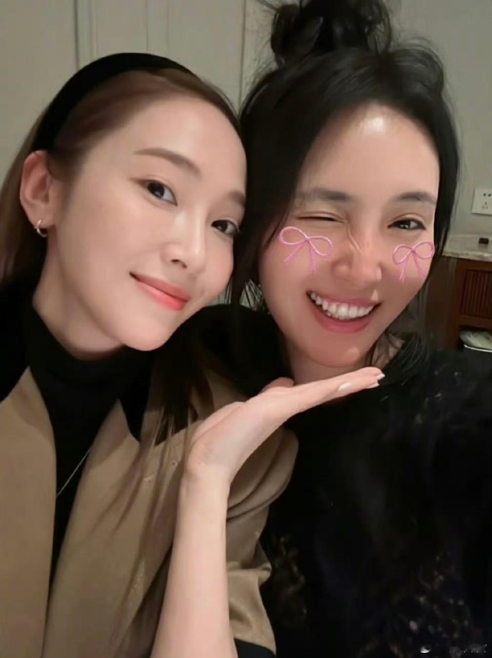 王紫璇卡点为Jessica庆生这对也太好磕了吧！卡点庆生的仪式感拉满，两个女孩彼