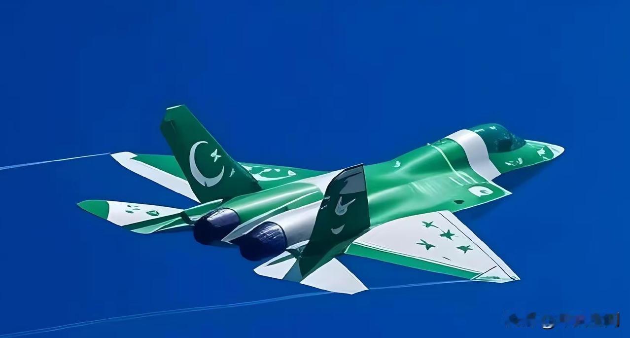 爆料！巴基斯坦将与我国再签120亿美元武器订单。
4月13日据《伊斯兰堡时报》报