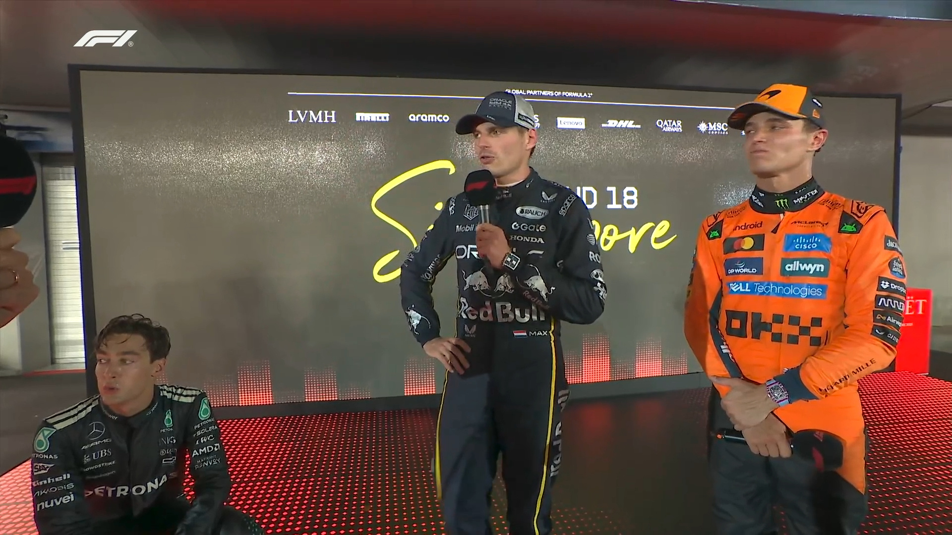 蹲下歇一会[笑cry]F12025F1新加坡大奖赛 ​​​