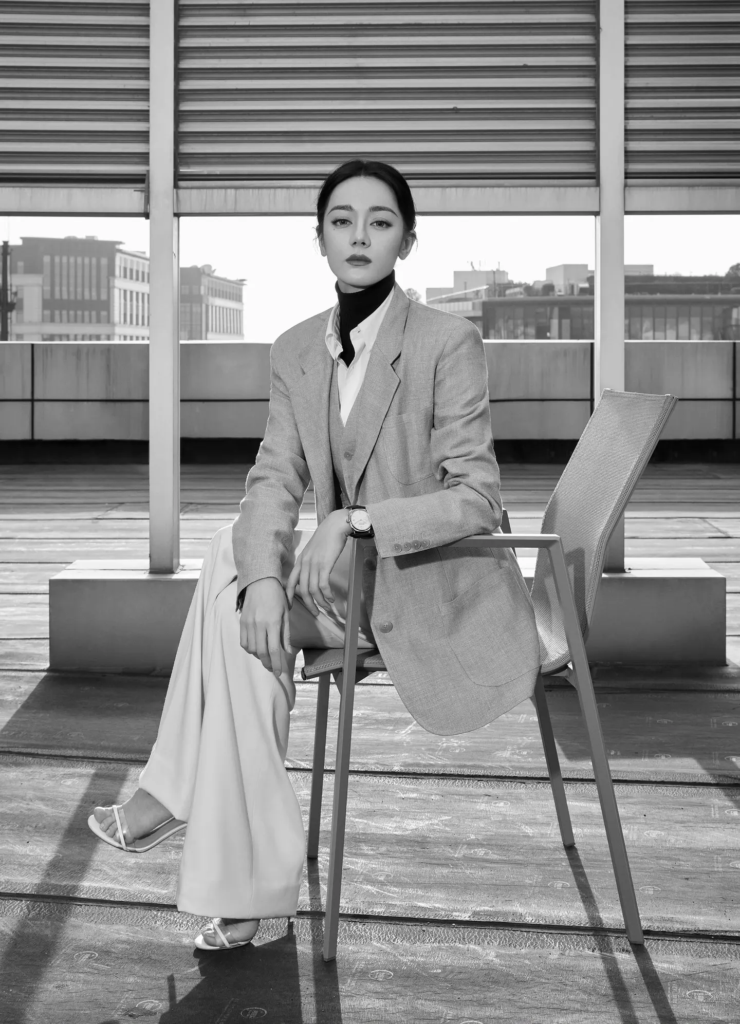 真正的自由是靠自己。