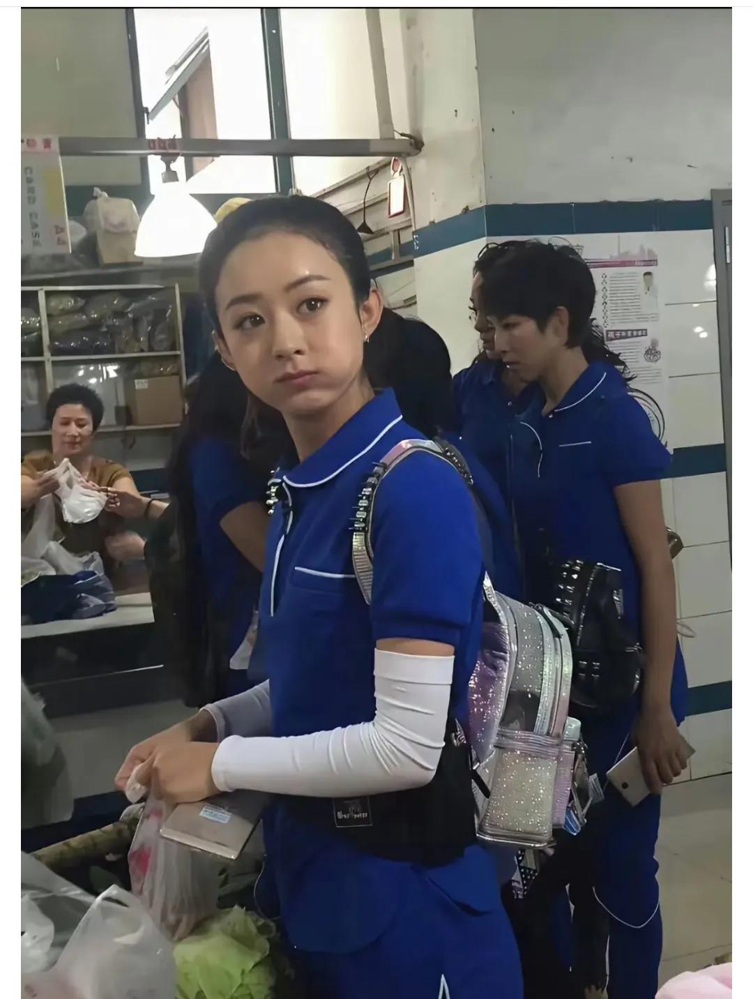 赵丽颖长得太河北了， 感觉河北美女自古以来都是这个长相。演的花千骨杠杠[赞]