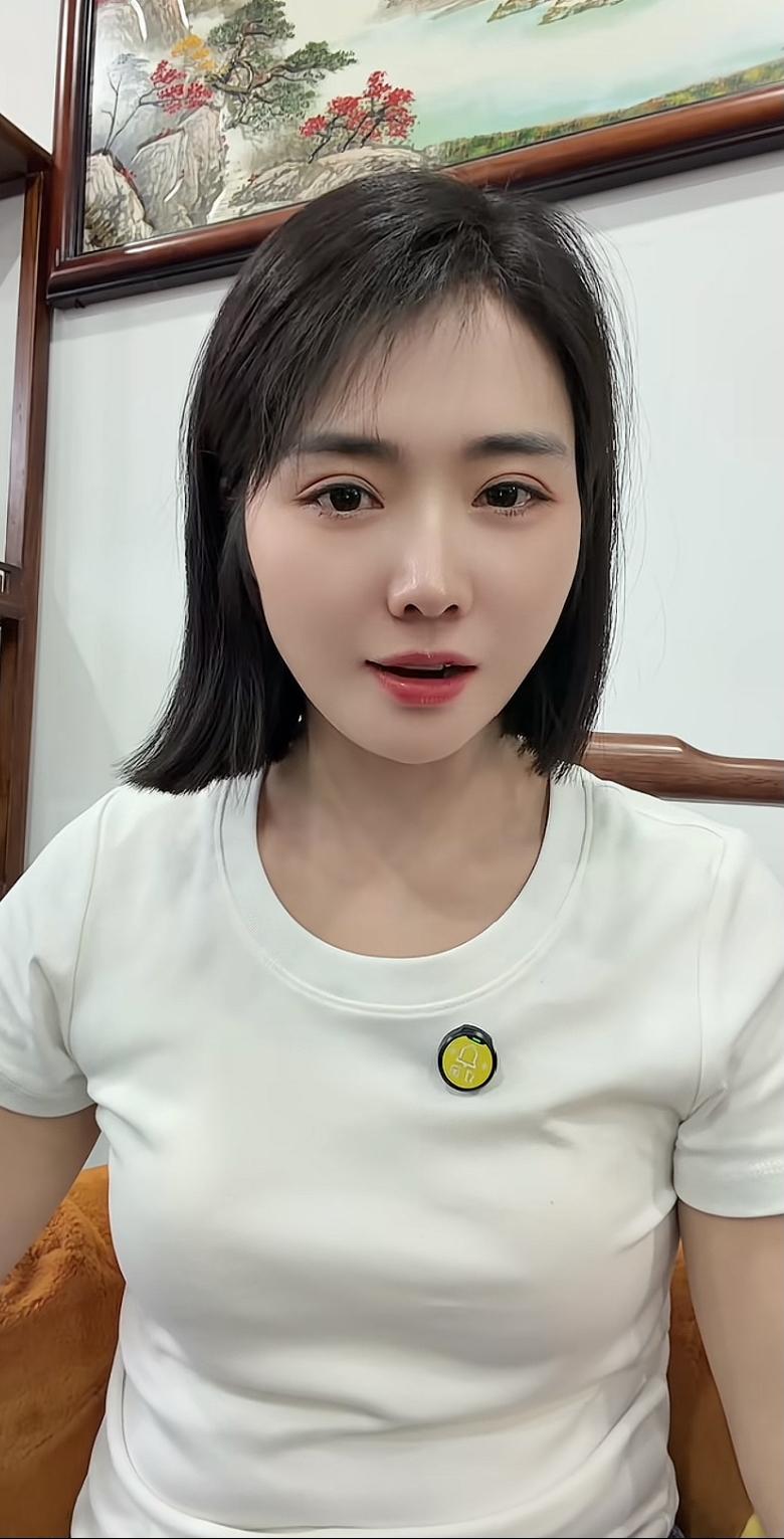 河南瑞瑞说，晋老二实在太过分了，天天赖在未婚妻宁宁家里不走。人家家里还有哥哥嫂子
