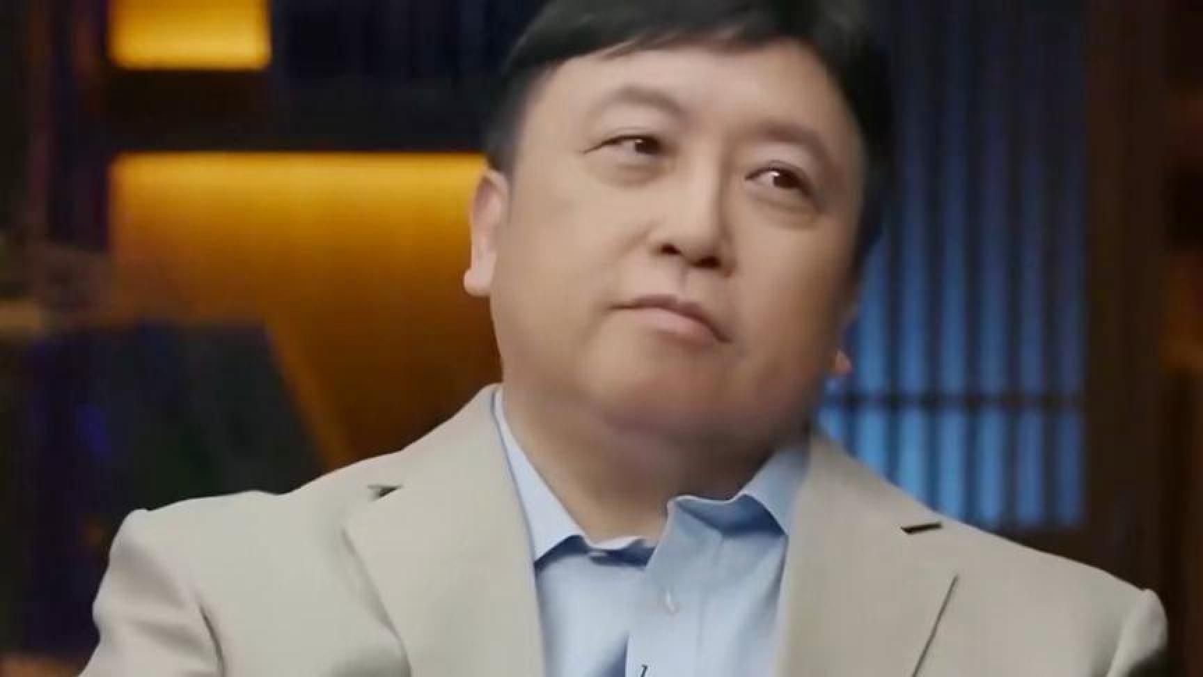 王晶语出惊人，揭开周星驰淡出荧幕退圈背后，不为人知的真实原因
