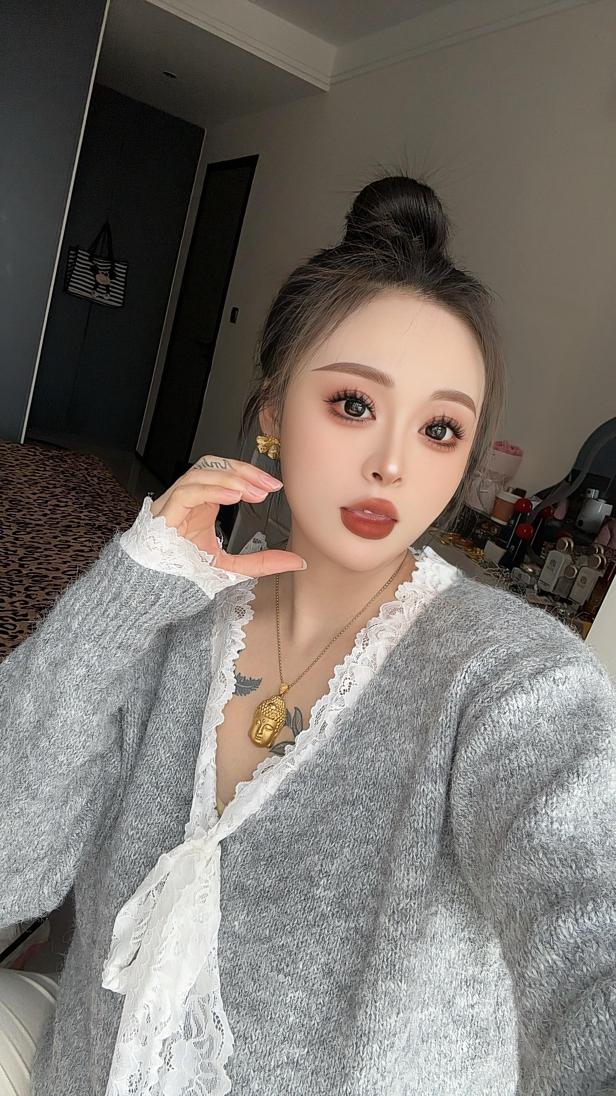 最近的皮肤状态真的很满意，上妆超级服帖，皮肤好了整个人真的就很有自信