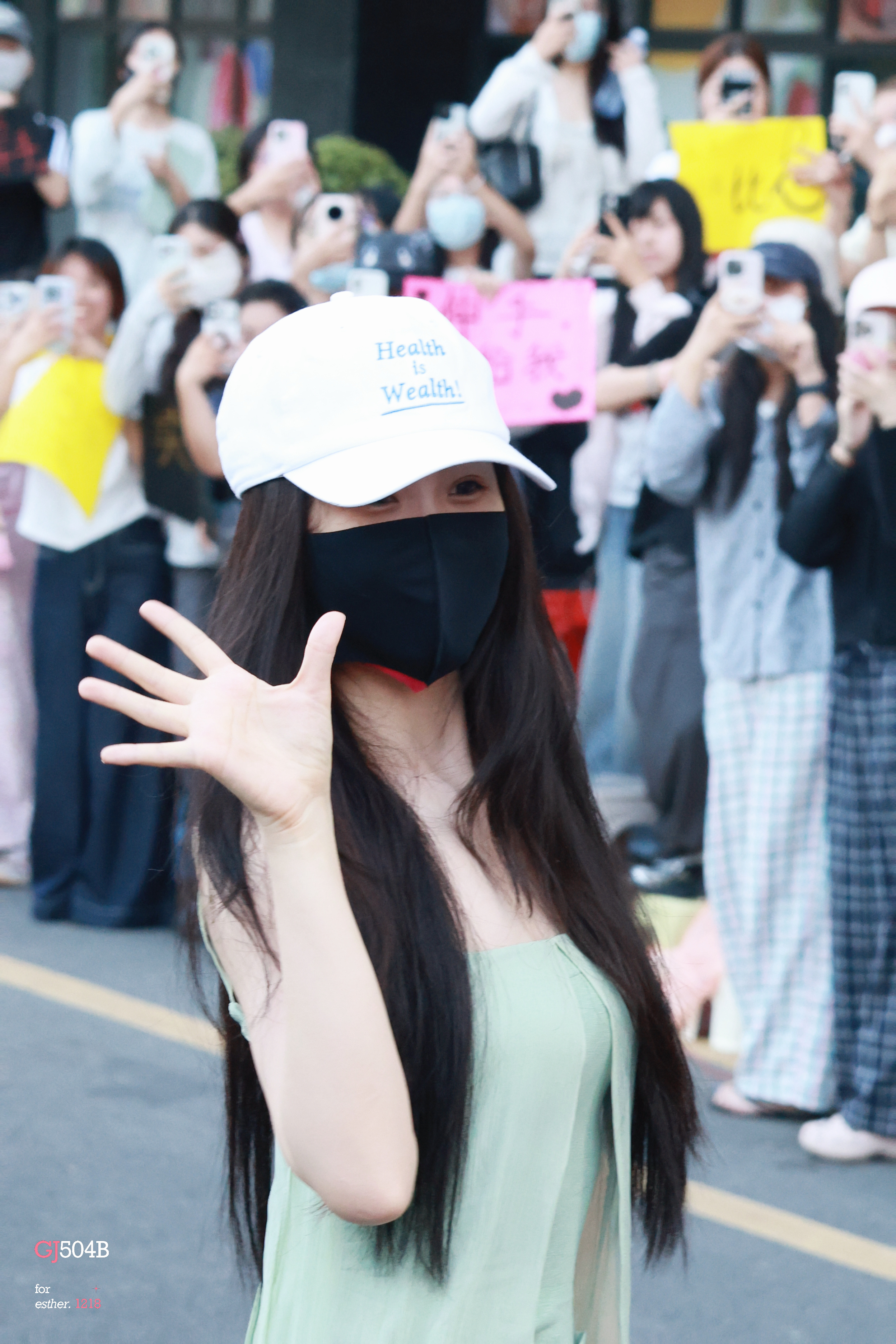 虞书欣[超话]虞书欣何盼 2026.09.30 📷🧏🏻‍♀️​​​