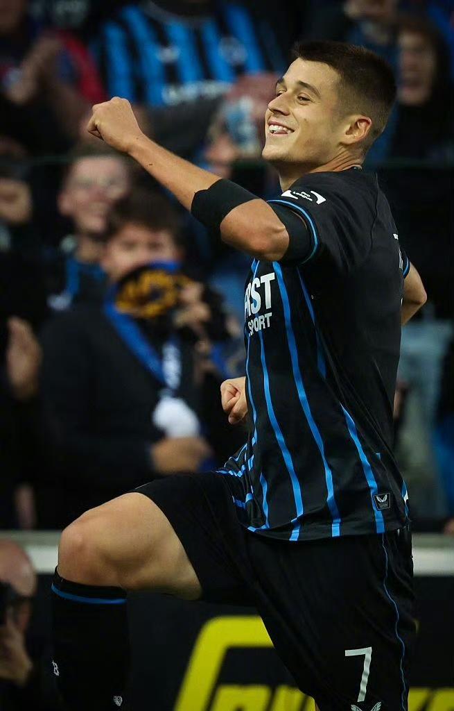 比甲第30轮，布鲁日4:1梅赫伦，21岁的布鲁日前锋特雷索尔迪打进一球，本赛季他