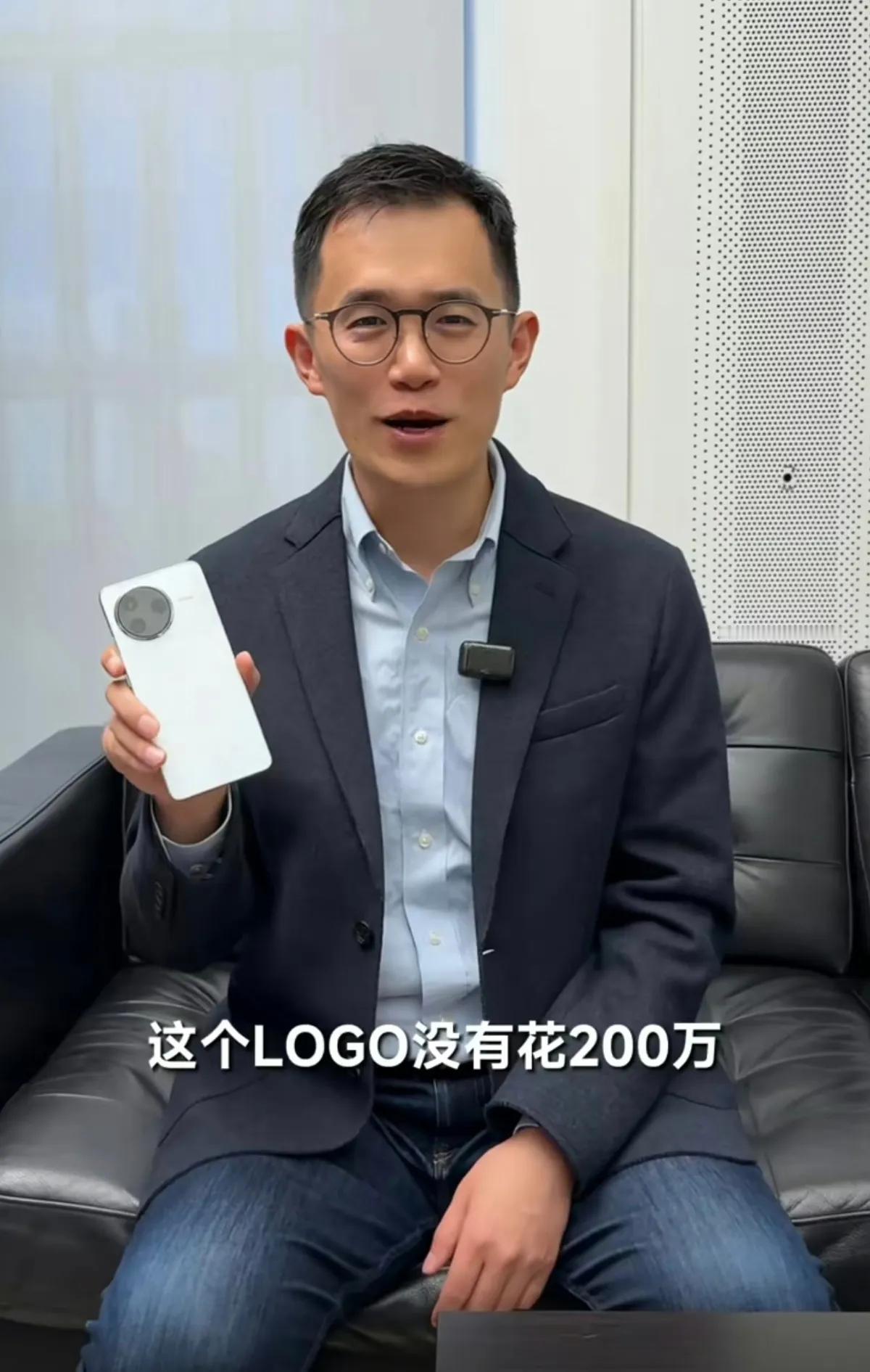 王腾吐槽小米logo，卢伟冰说对了，他就是飘了。

真没想到，王腾接管红米以后，