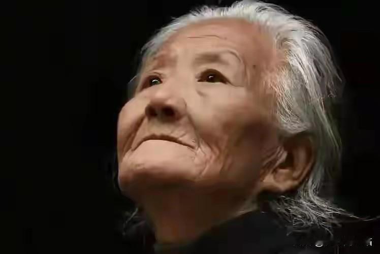 暮年才懂：下次你回眸，故人已陌路
 
人到暮年，回望半生风雨，才真正读懂一句话：