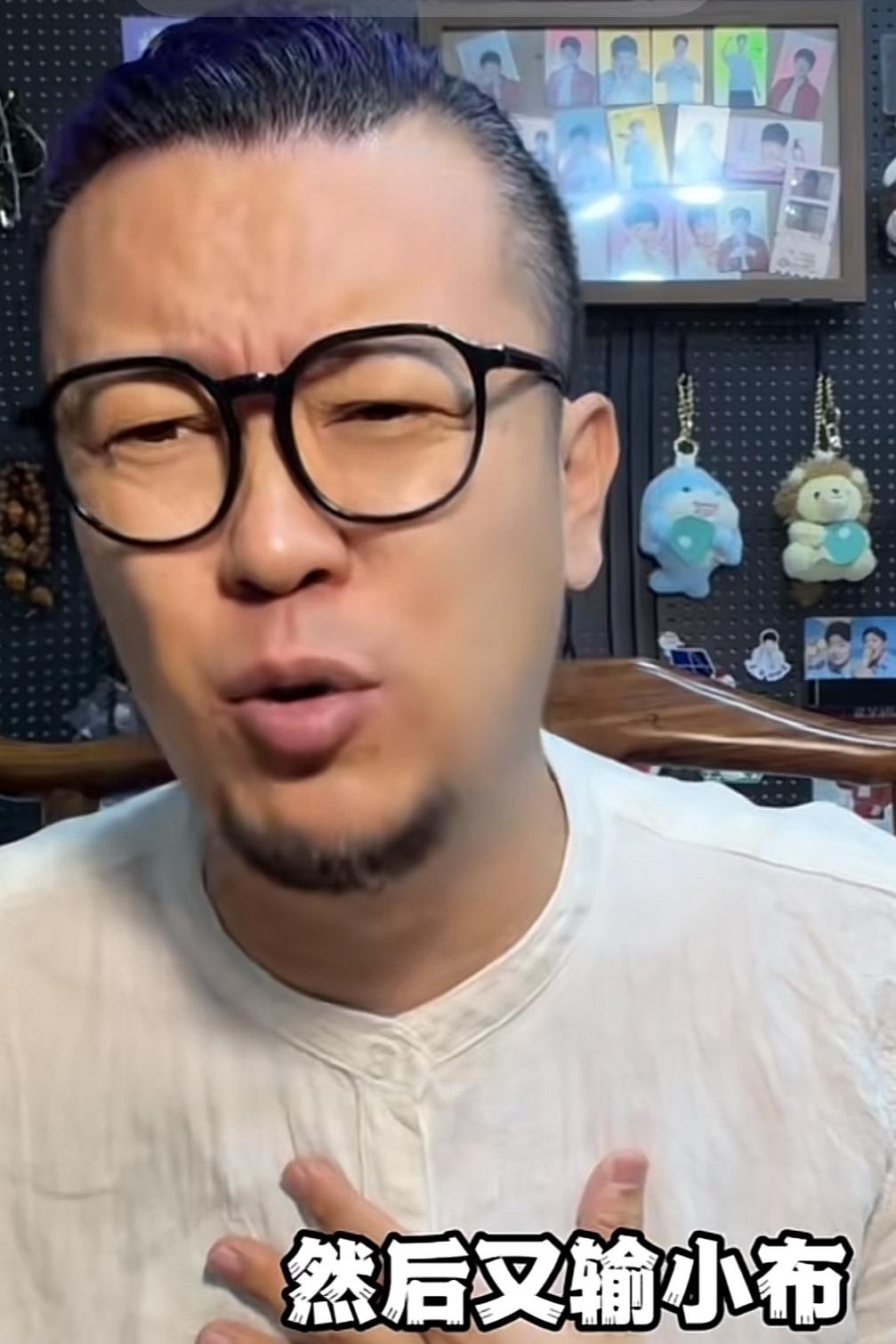 大伟在直播间说的很实在，有的人问他说樊振东能回来吗？他表示：假如国乒硬是召唤，他