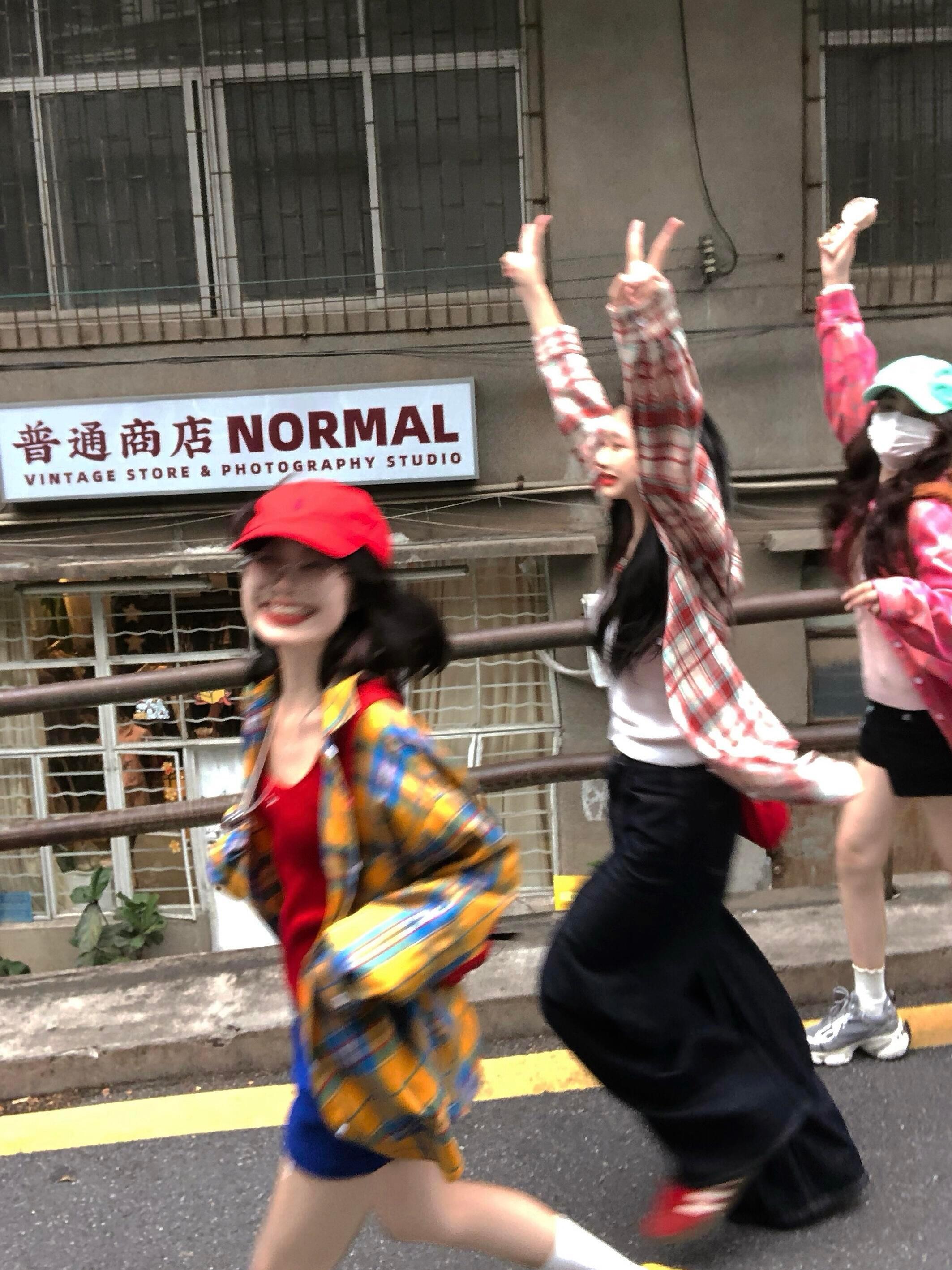 暑假和好朋友见面一定要这么拍！！👭好有氛围感 ​​​