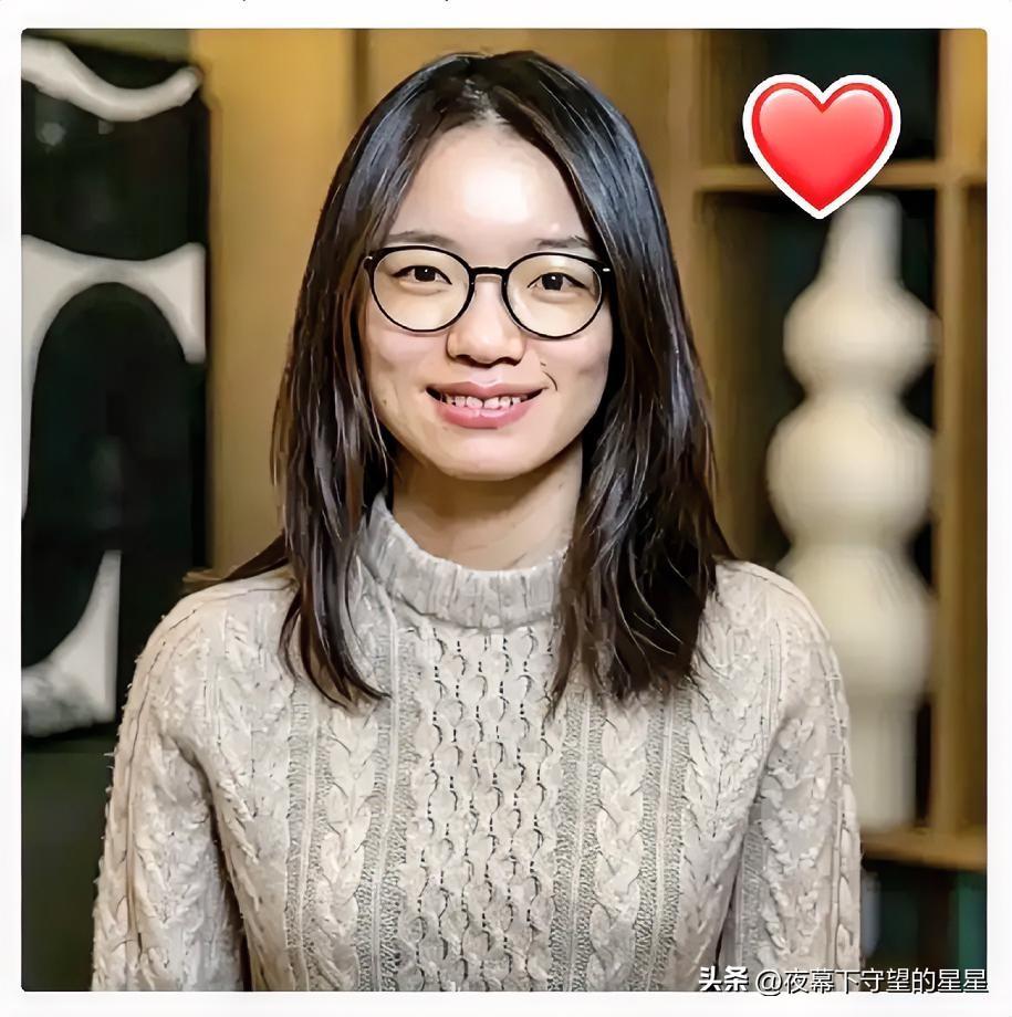 王虹这个人，
完全经不起细究，
因为仔细查一查就会发现，她实在是太令人敬佩了。