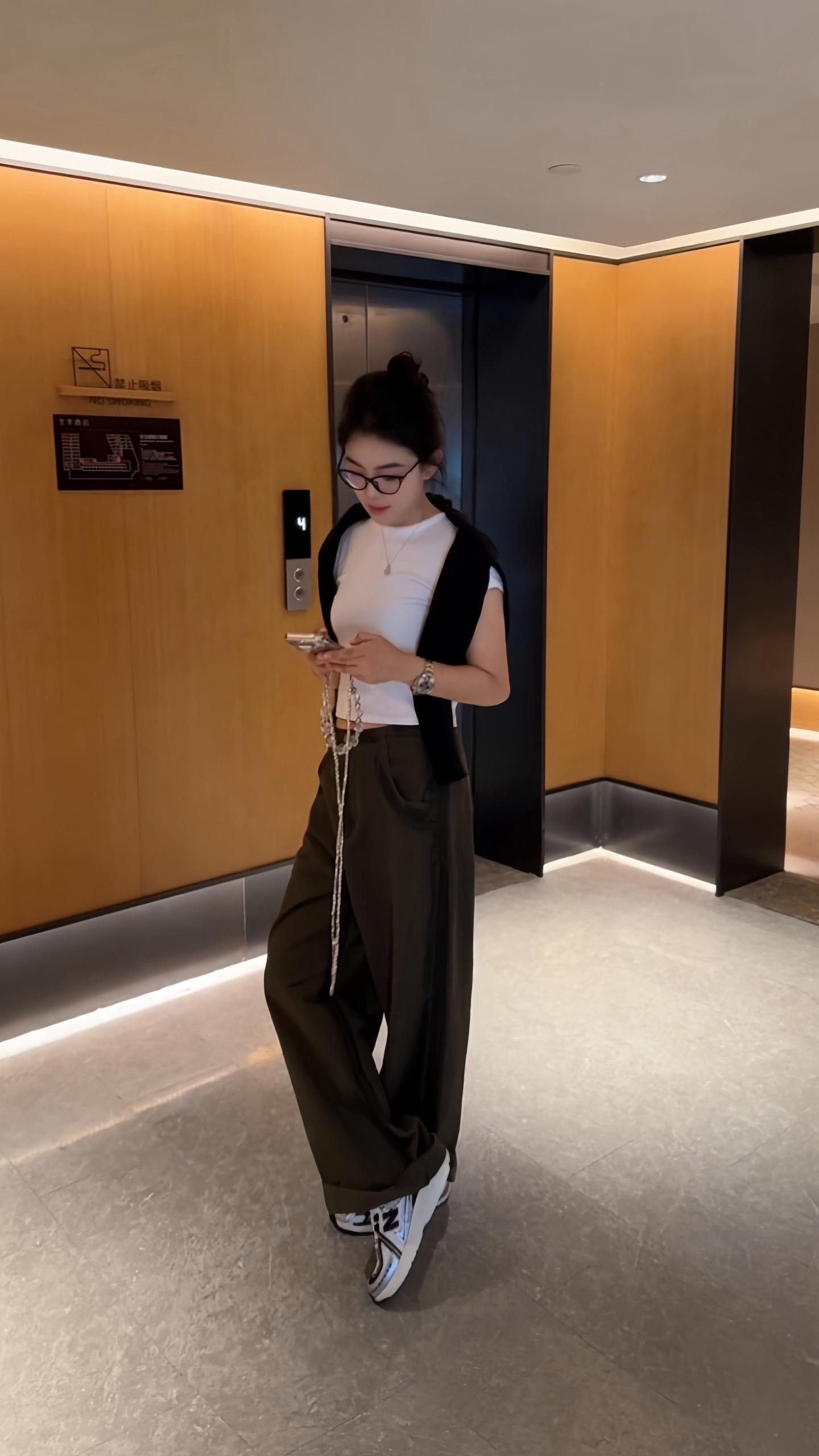 累了想着听个dj提提神  不听不知道  一听腰也不疼了  人也不困了 ...