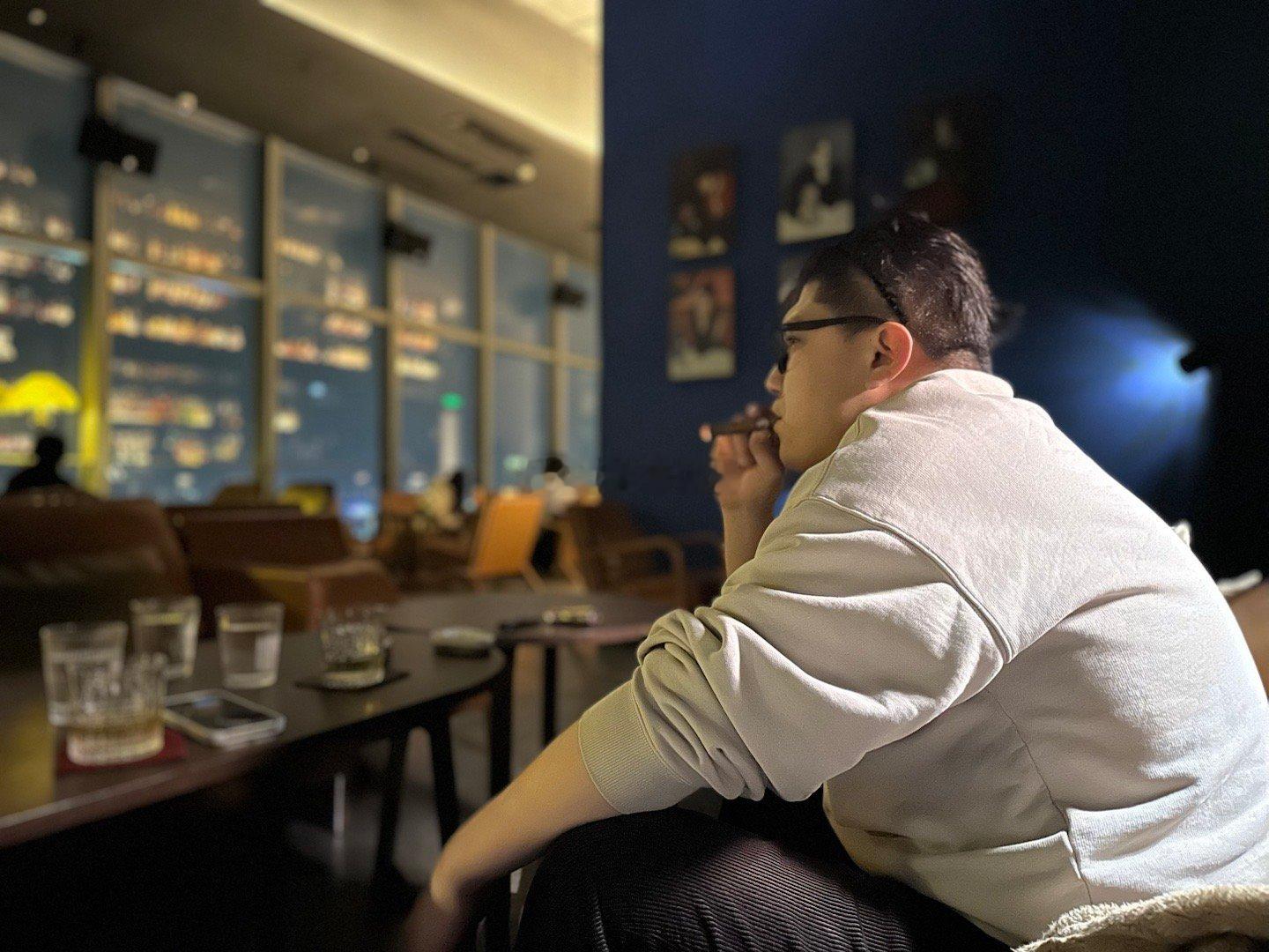 煮酒今日  饭后灰茄。 